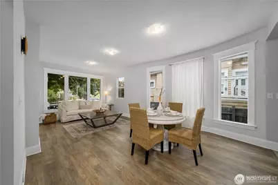 1305 NE 55th Street, Seattle, WA 98105 - Photo 8