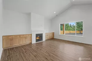 11347 Elks Landing Ct SE, Yelm, WA 98597 - Photo 4