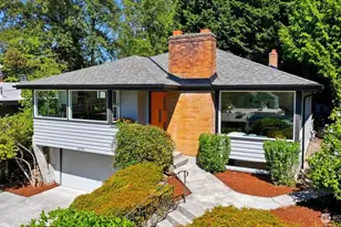 10705 41st Pl NE, Seattle, WA 98125 - Photo 2