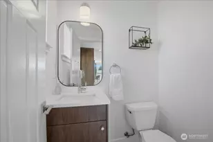 10705 41st Pl NE, Seattle, WA 98125 - Photo 22