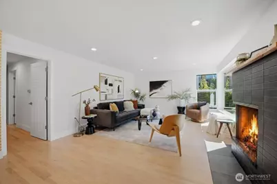 10705 41st Place NE, Seattle, WA 98125 - Photo 12