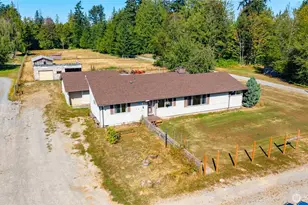849 Burlingame Rd, Mount Vernon, WA 98274 - Photo 32