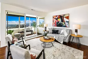 1301 Spring St, Seattle, WA 98104 - Photo 4