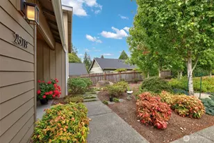 25719 Seabrook Pl NE, Kingston, WA 98346 - Photo 4