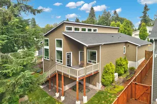 25719 Seabrook Pl NE, Kingston, WA 98346 - Photo 2