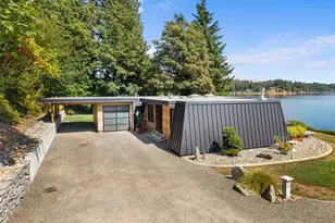 4811 Sunrise Beach Rd NW, Olympia, WA 98502 - Photo 4