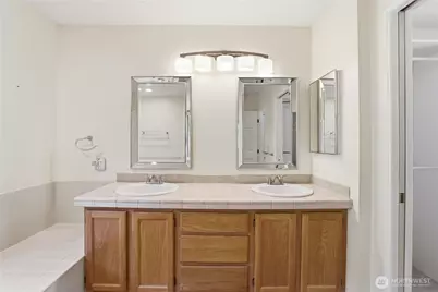 4642 SE Parsons Green Court, Port Orchard, WA 98367 - Photo 16