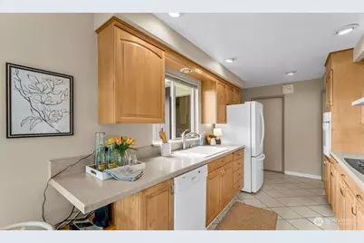 5059 116th Avenue SE, Bellevue, WA 98006 - Photo 16