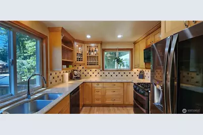 10501 160th Court NE, Redmond, WA 98052 - Photo 10