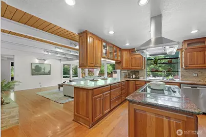 5204 178th Avenue E, Lake Tapps, WA 98391 - Photo 10
