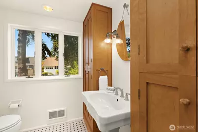 7537 18th Avenue NW, Seattle, WA 98117 - Photo 16