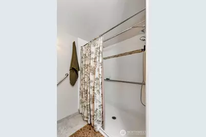 5811 Vickery Avenue E, Tacoma, WA 98443 - Photo 18