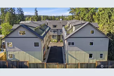 14610 Corliss Avenue N #B, Shoreline, WA 98133 - Photo 2