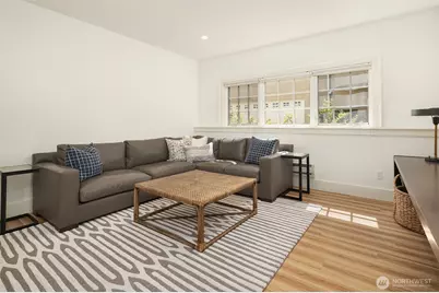 2018 Broadmoor Drive E, Seattle, WA 98112 - Photo 30