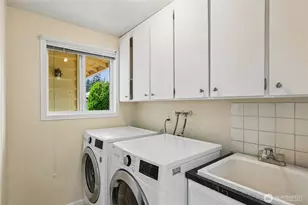 20224 Greenwood Ave N, Shoreline, WA 98133 - Photo 16