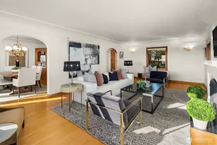 2301 Rosemont Pl W, Seattle, WA 98199 - Photo 6