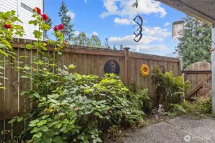 8823 Holly Dr, Everett, WA 98208 - Photo 24