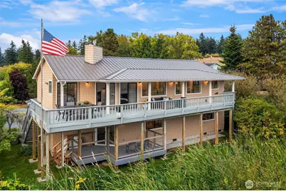 2682 Sunlight Beach Road, Clinton, WA 98236 - Photo 38
