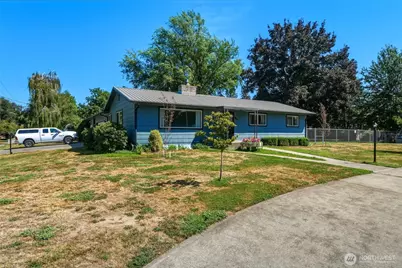 601 Coppei Avenue, Waitsburg, WA 99361 - Photo 2