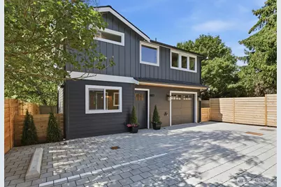 8817 Densmore Avenue N, Seattle, WA 98103 - Photo 2