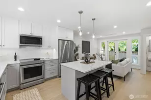 8817 Densmore Ave N, Seattle, WA 98103 - Photo 8