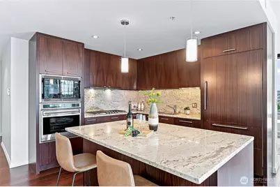 500 106th Avenue NE #1205, Bellevue, WA 98004 - Photo 8