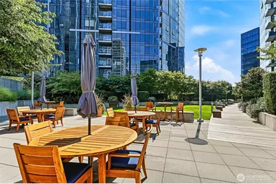 500 106th Avenue NE #1205, Bellevue, WA 98004 - Photo 38