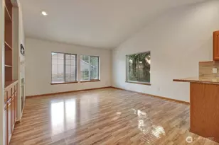 14114 Beverly Park Rd, Edmonds, WA 98026 - Photo 14