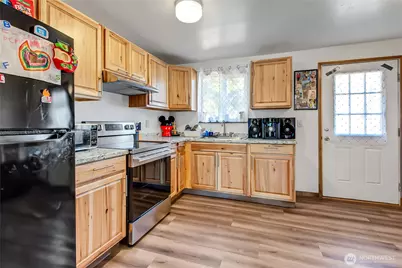 917 A-D 75th Street E, Tacoma, WA 98404 - Photo 6
