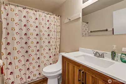 917 A-D 75th Street E, Tacoma, WA 98404 - Photo 10
