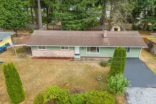 2402 Larch SE, Lacey, WA 98503 - Photo 4