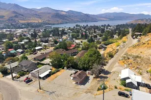 617 N Bradley St, Chelan, WA 98816 - Photo 4