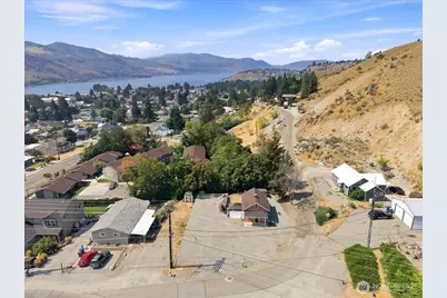617 N Bradley Street, Chelan, WA 98816 - Photo 6
