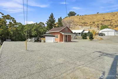 617 N Bradley Street, Chelan, WA 98816 - Photo 14