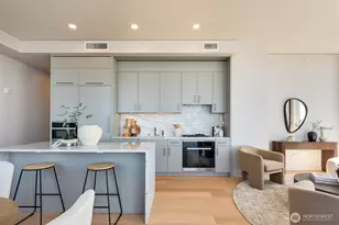 121 Stewart St, Seattle, WA 98101 - Photo 12