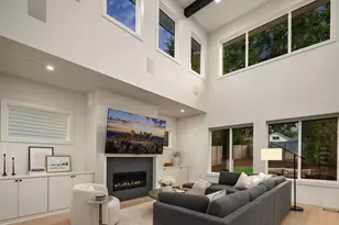 2009 166th Pl NE, Bellevue, WA 98008 - Photo 4