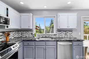 11243 Garland Ln, La Conner, WA 98257 - Photo 8