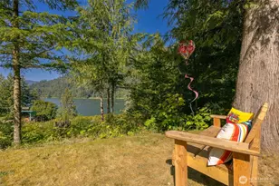 9273 Black Mountain Ln, Maple Falls, WA 98266 - Photo 8