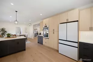 20101 75th Ave NE, Kenmore, WA 98028 - Photo 16