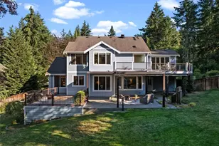 904 7th Ct, Fox Island, WA 98333 - Photo 2