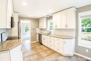 1819 SW 149th St, Burien, WA 98166 - Photo 10