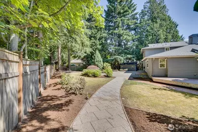 8510 SE 72nd Street, Mercer Island, WA 98040 - Photo 32