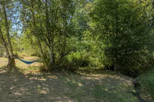819 Middle Fork Rd, Onalaska, WA 98570 - Photo 40