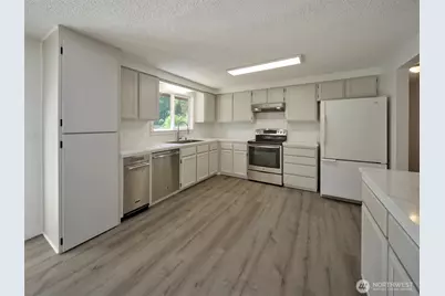 209 Sunset Drive, Longview, WA 98632 - Photo 4