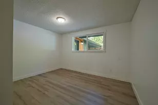 209 Sunset Dr, Longview, WA 98632 - Photo 12