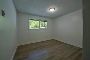 209 Sunset Dr, Longview, WA 98632 - Photo 10