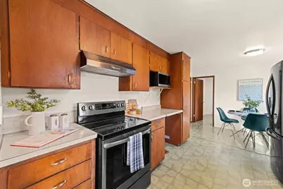 10810 105th Street SW, Tacoma, WA 98498 - Photo 18