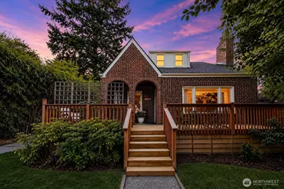 6327 34th Avenue SW, Seattle, WA 98126 - Photo 1