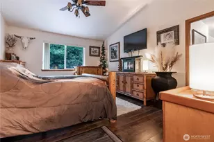 17107 115th St E, Bonney Lake, WA 98391 - Photo 16