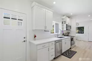 654 NW 53 St, Seattle, WA 98107 - Photo 8
